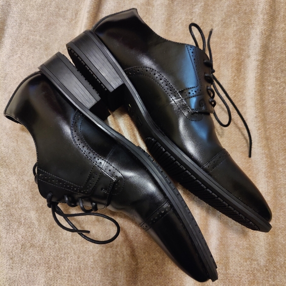 Stacy Adams Abbott Slip Resistant cap toe oxfords, Size 9W, Excellent Condition - Picture 6 of 14